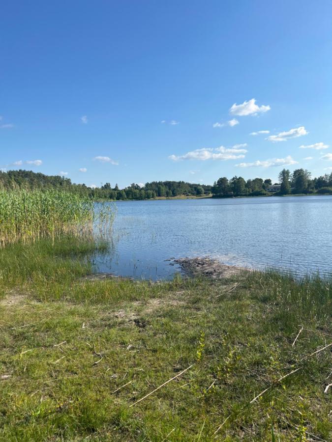 Domek Nad Jeziorem Kamien 2A Kowalewo Exteriér fotografie